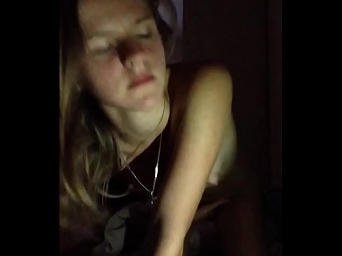 ❤️ O fată se masturbează și ejaculează ☑  at us ro.sex78.ru ❤